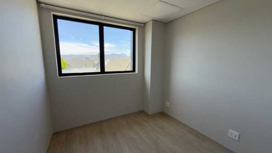 To Let 1 Bedroom Property for Rent in Somerset West Western Cape